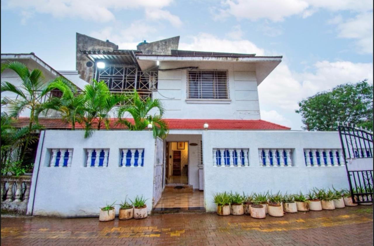 Laughtale Villa 4Bhk Swimming Pool Lonavala Exterior photo